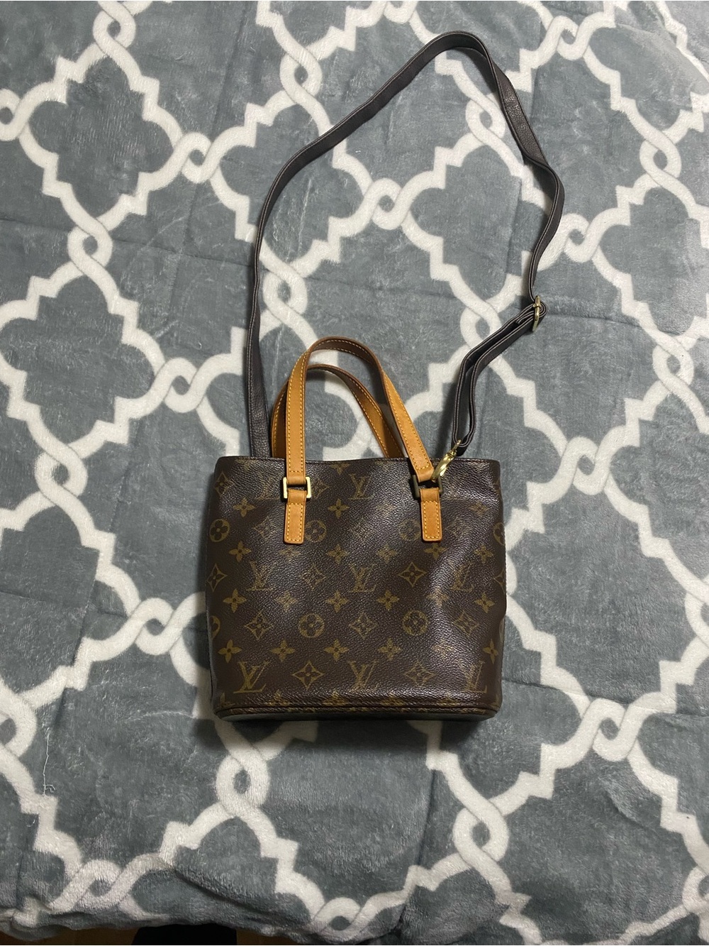 AuthenticLouis Vuitton tote hand bag purse crossbody